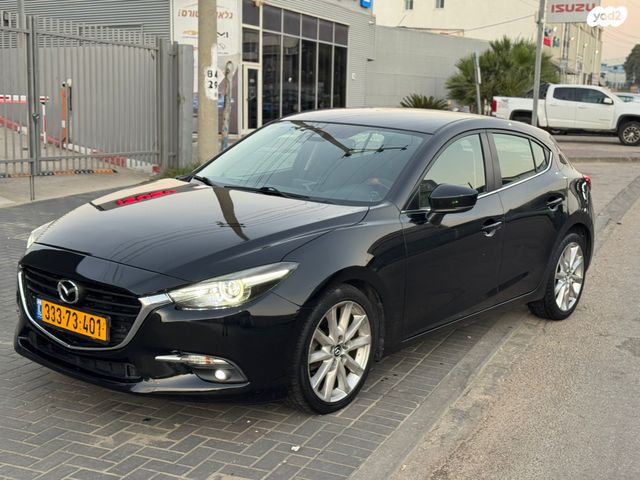 מודעת רכב מאזדה 3