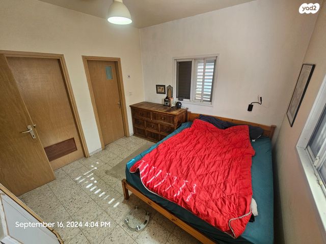 דו משפחתי, יהלום 23, פרחי הדר, פרדס חנה כרכור