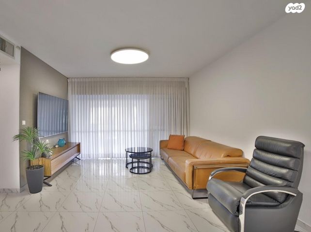 אורי צבי גרינברג 27