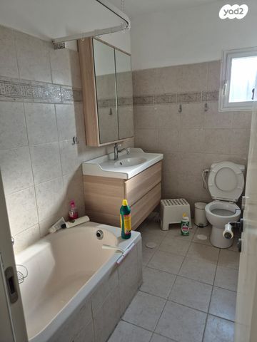 דירה, מעלות 9, נאות יהודית ונווה ארזים, חולון