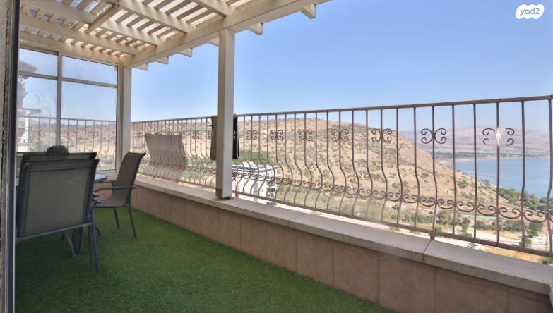 דירה, גולדה מאיר 13, שיכון עובדים, טבריה