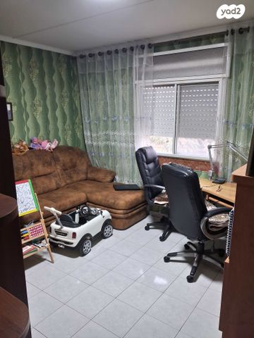 דירה, שדרות זלמן שז"ר 25, עין שרה, נהריה