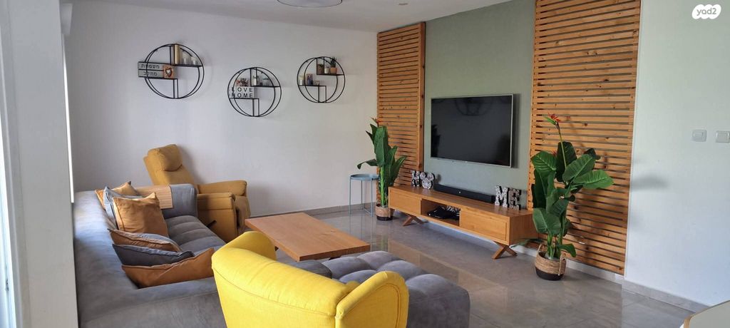 שדרות תל חי 67