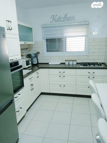 דירה, הרשל גרינשפן 5, נווה מנחם, באר שבע