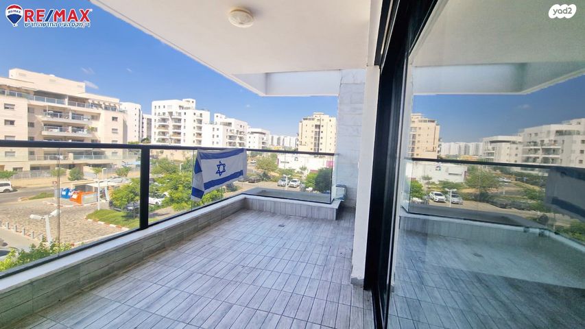 דירה, רובין 6, אבני חן, חריש