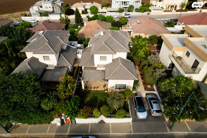 דו משפחתי, ברוש 5, שאר העיר, כפר תבור