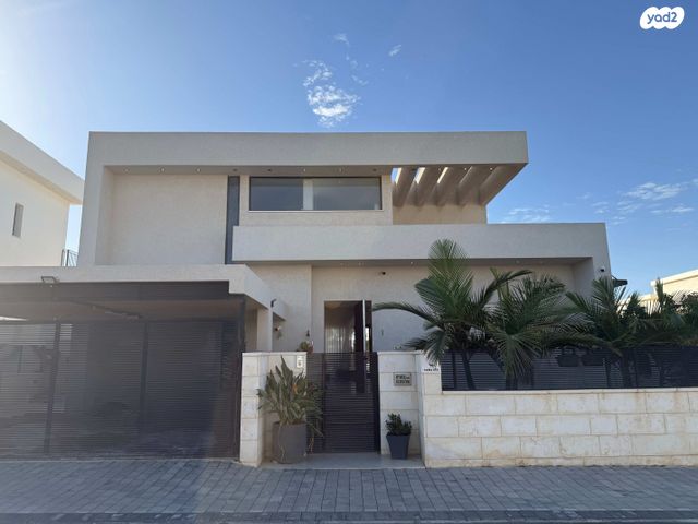 בית פרטי/ קוטג', נחל כזיב 32, שרונית, להבים