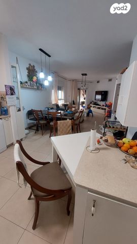 דירה, צפצפות 13, מרכז העיר, עפולה