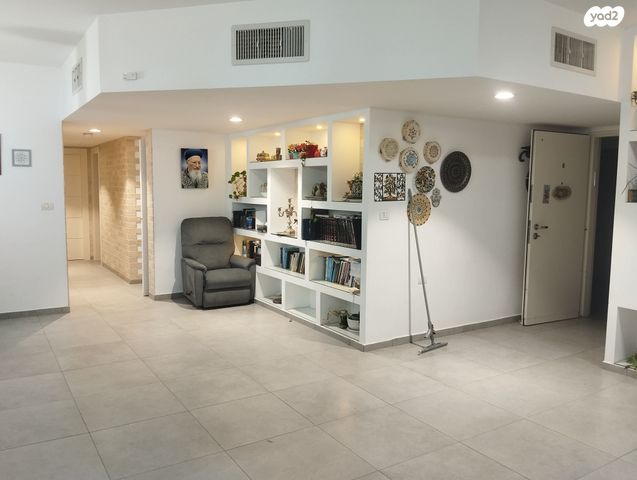 דירה, דרך חיים 2003, מצפה יריחו, מצפה יריחו