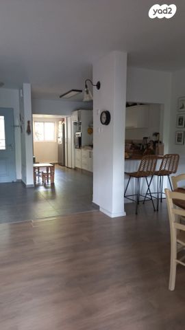 בית פרטי/ קוטג', השקד 31, עמידר, בנימינה גבעת עדה