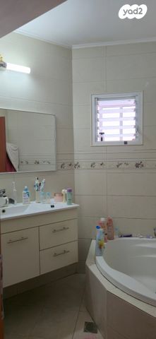 דירה, משה אבן עזרא 7, רובע ה', אשדוד