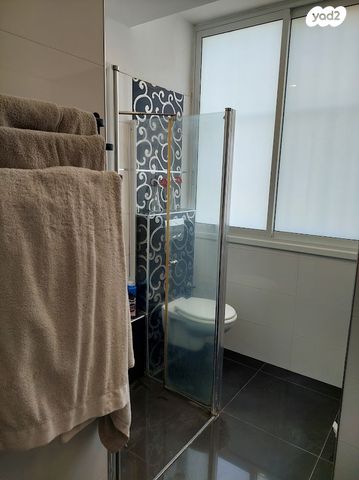 דירה, משה שרת 3, לב העיר, בת ים