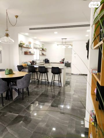 גג/ פנטהאוז, יוסף בורג 58, נווה זאב, נאות אילן, באר שבע