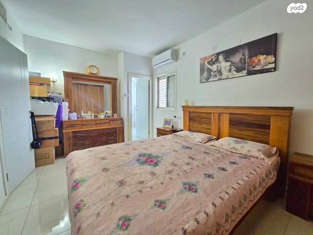 גג/ פנטהאוז, דוד צדוק 9, בן גוריון, חולון