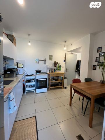 דירה, אריה לובה אליאב 18, זיו, חיפה