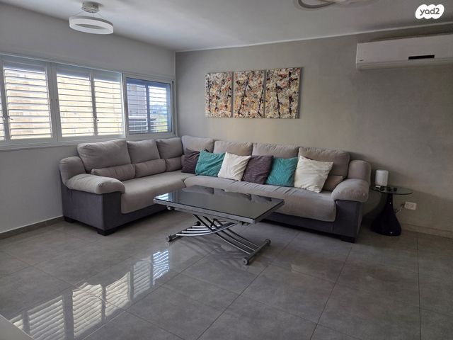 דירה, ליבורנו 5, רמת הנשיא, בת ים