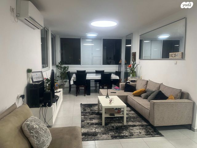 דירה, רוגוזין 52, רובע ד', אשדוד