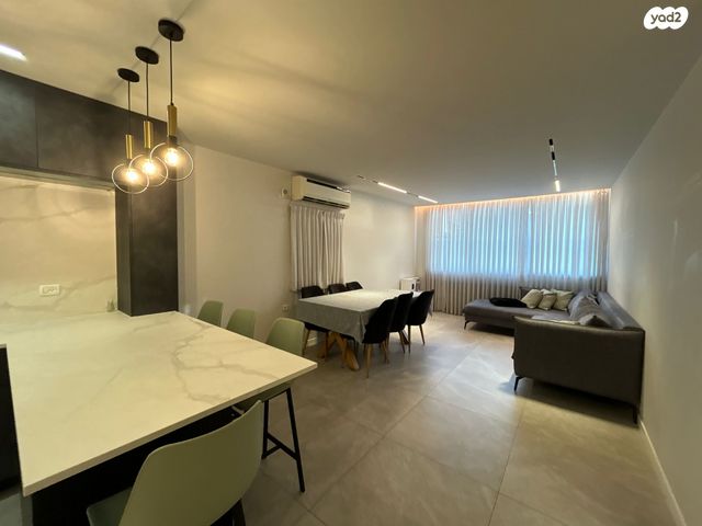 דירה, הרמן צבי שפירא 19, המרכז השקט / מרכז העיר, פתח תקווה