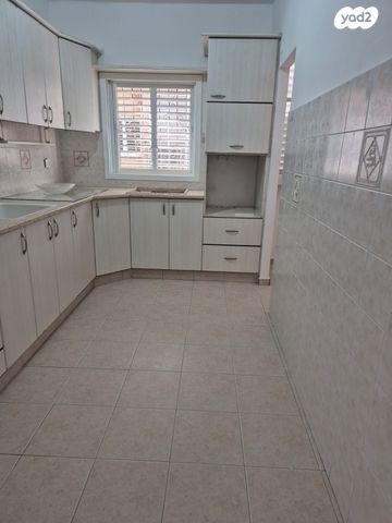 דירה, יוסף חיים ברנר 21, גרין ועם, חולון