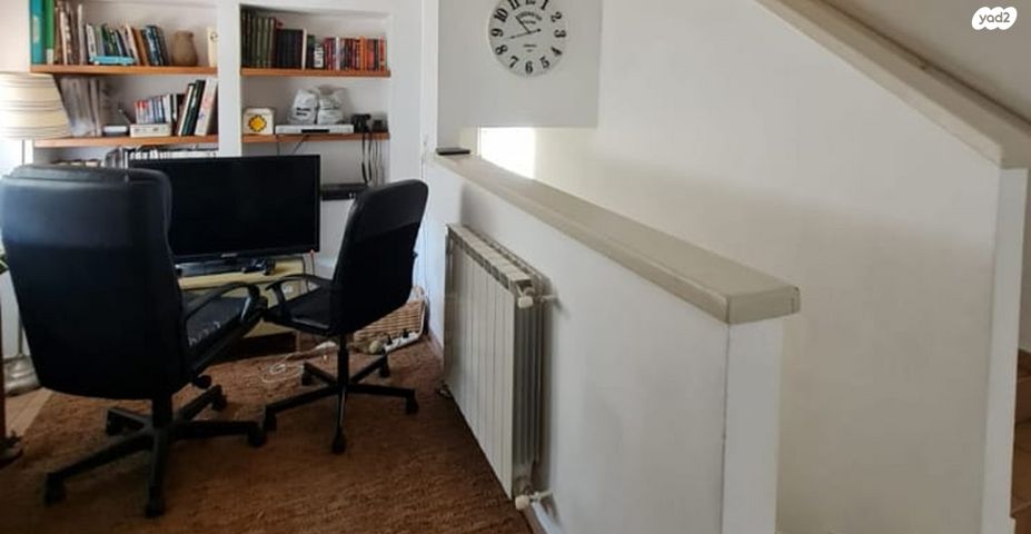 בית פרטי/ קוטג', עפרוני 18, צעירה, כפר ורדים