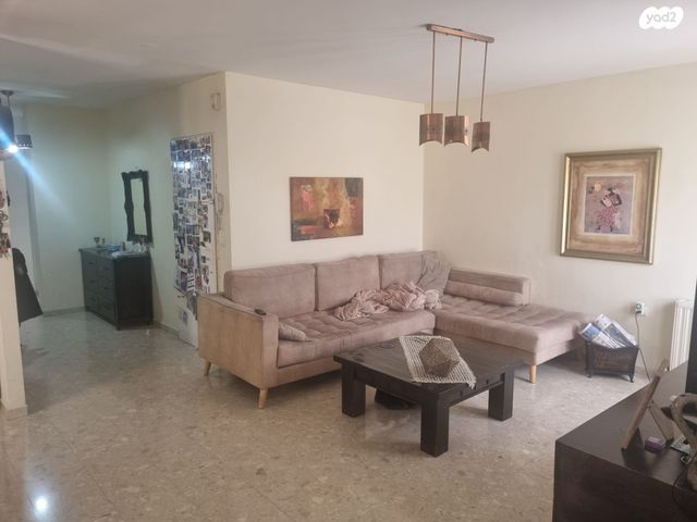 אריה דולצ'ין 18