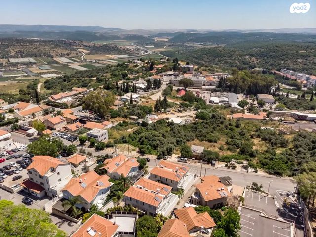 בית פרטי/ קוטג', השקד 31, עמידר, בנימינה גבעת עדה