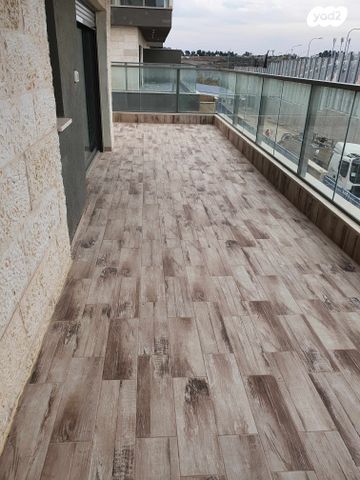 דירה, שדרות נשיאי ישראל 19, שער הגיא מערב, יקנעם עילית