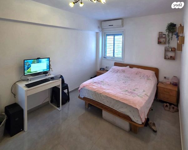 דירה, ליבורנו 5, רמת הנשיא, בת ים