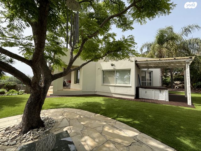 בית פרטי/ קוטג', סנונית 8, מצפה אבי''ב, מצפה אבי"ב