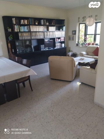 בית פרטי/ קוטג', דקל 5, חלמיש, נווה צוף - חלמיש