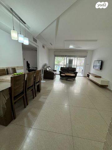 דירה, קלמן ביאלר 1, רחובות החדשה, רחובות