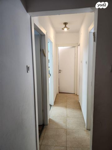 דירה, הרב אונטרמן 10, קרית הרב סלומון, פתח תקווה