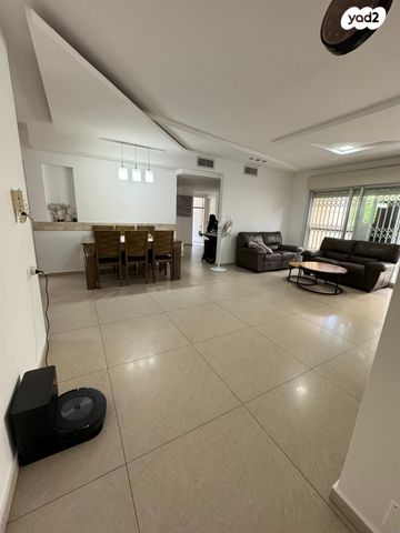 דירה, קלמן ביאלר 1, רחובות החדשה, רחובות