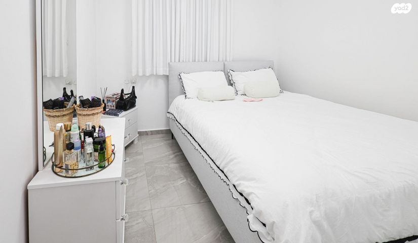 דירה, האיילון 15, גני יער, לוד