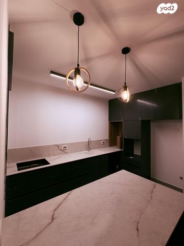 פארק העסקים האלף 1