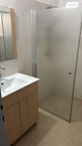 ישראל בן ציון 20