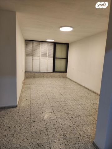 כ"ט בנובמבר 12