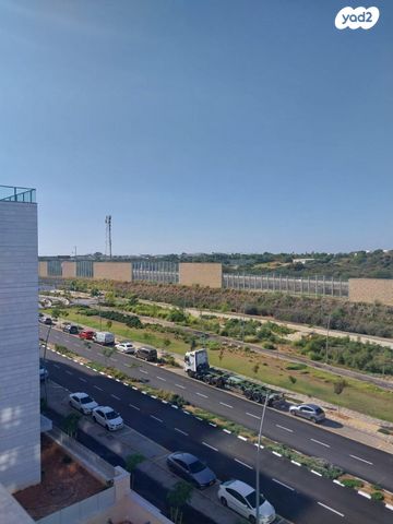 שדרות דוד המלך 58