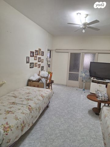 דירת גן, שדרות ירושלים 121, מכללת תל אביב יפו, דקר, תל אביב יפו