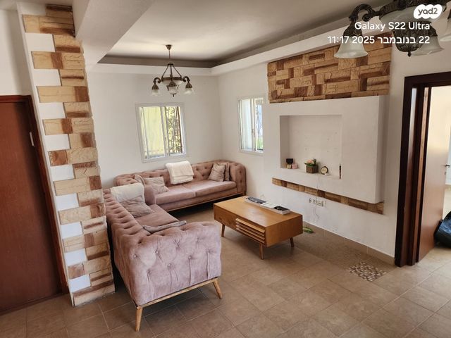 דירה, אבן גבירול 30, העיר התחתית, ואדי סאליב, חיפה