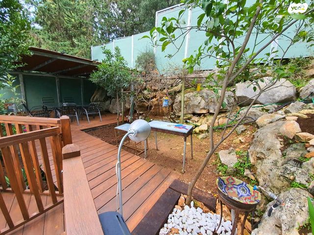 דירת גן, מרווה 10, שבעת המינים, כפר ורדים