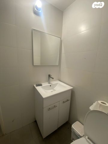 יחידת דיור, שדרות רוטשילד 46, רובע ט"ו, אשדוד