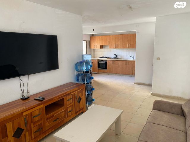 דירה, צה"ל 1, גיורא, רמלה