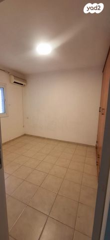 דירה, קלמן גבריאלוב 23, קרית משה, רחובות