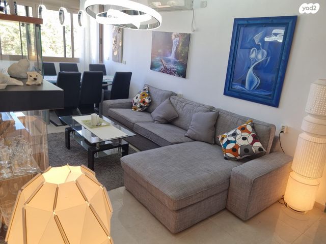 דירה, מנחם בגין 57, שאר העיר, חצור הגלילית