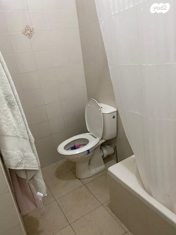 לה גווארדיה 74