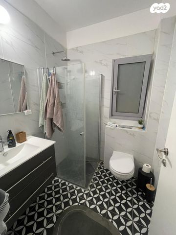 דירה, יחידת 101 1, אריק שרון, נהריה