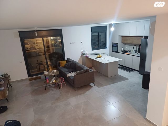 זכריה הנביא 13