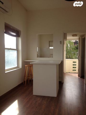 סטודיו/ לופט, יפה נוף 119, כרמל מרכזי - שד' קיש, חיפה