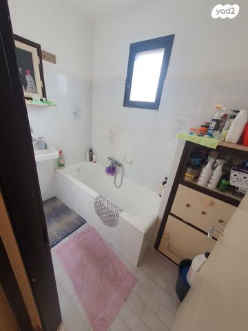 דירה, הרב פרץ ציוני 9, מרכז העיר, עפולה